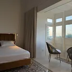 Seafront Balcony 아파트