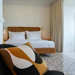 Seafront Balcony 아파트