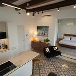 Seafront Balcony 아파트 *