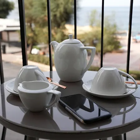 Apartment Seafront Balcony