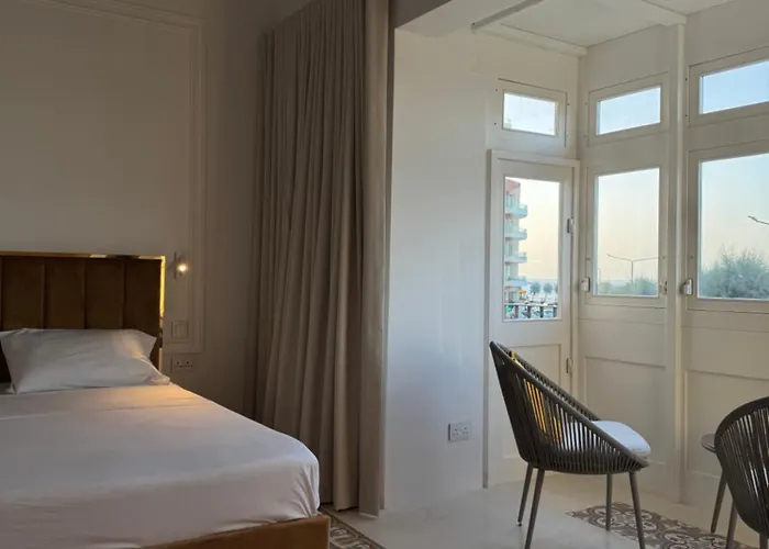 Seafront Balcony Apartman