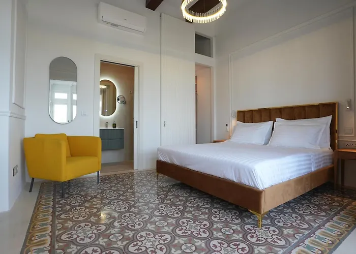 Seafront Balcony Apartman