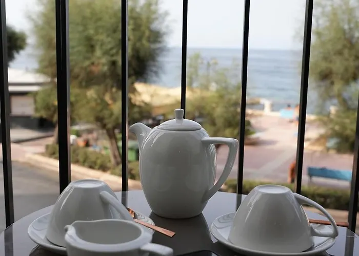 아파트 Seafront Balcony 슬리에마