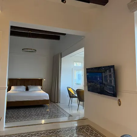 Seafront Balcony 公寓 斯利马